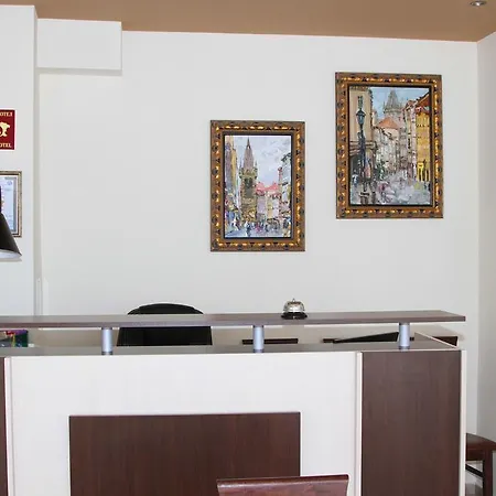 Vlasta Family Hotel 2*